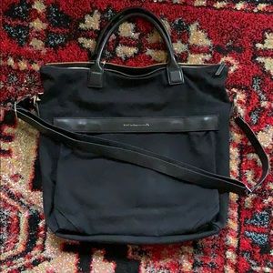 WANT Les Essentials de la Vie tote